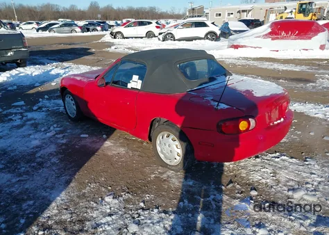 1999 Mazda Mx-5 Miata Leather Pkg/Popular Equipment Pkg/Sports Pkg/Touring/Touring Pkg z USA, uszkodzony, nr VIN JM1NB3538X0108896